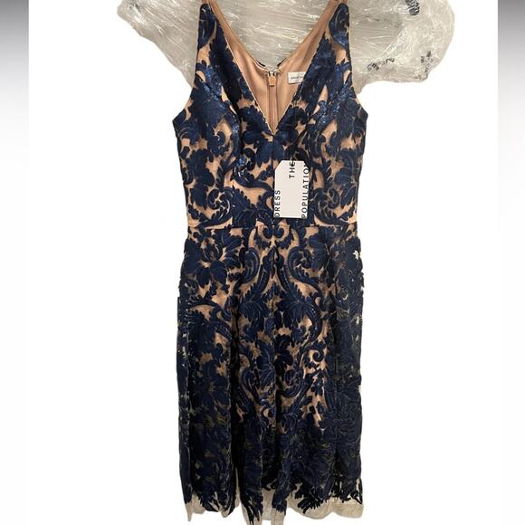 Dress the Population Blair Embellished Fit & Flare
Cocktail Dress Size XS NWT - Picture 3 of 9